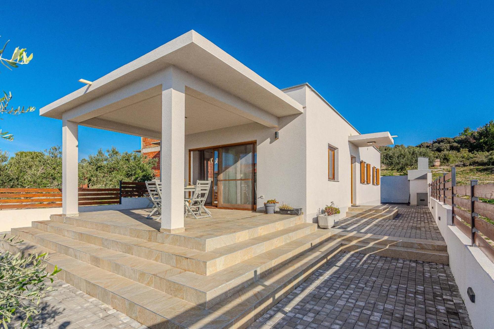 Holiday Home Lucy Pakoštane Buitenkant foto